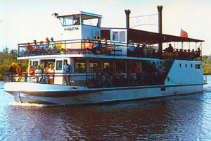 Tahquamenon Riverboat Rides